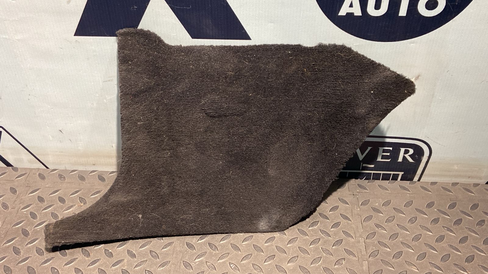 Накладка порога передняя левая Mercedes E/W211 2002-2009