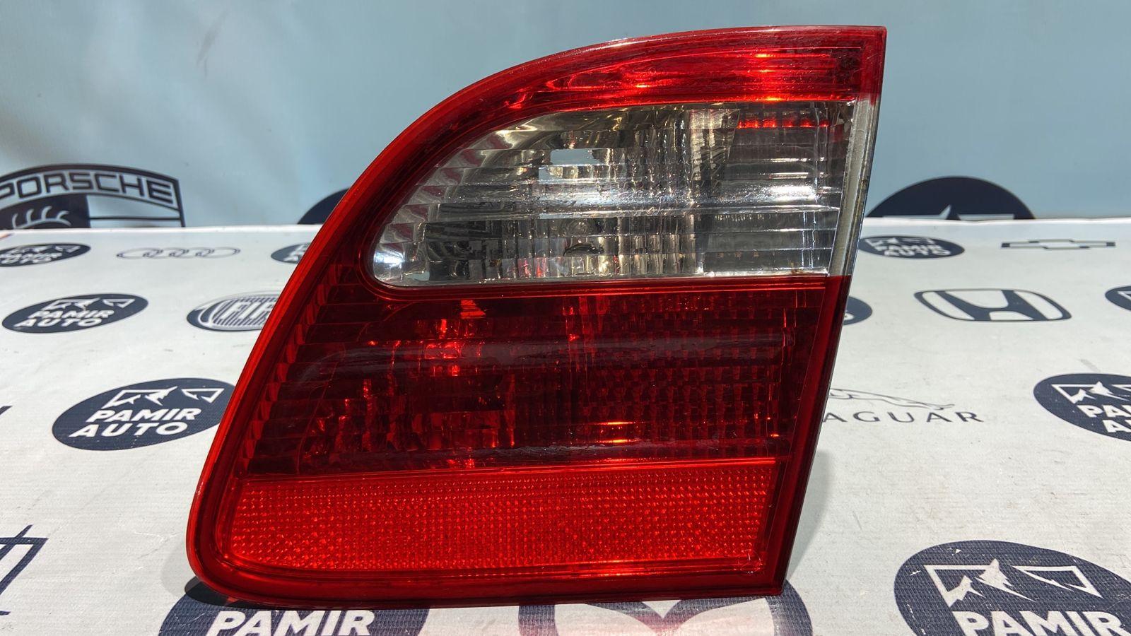 Фонарь задний внутренний правый Mercedes E/W211 2002-2009