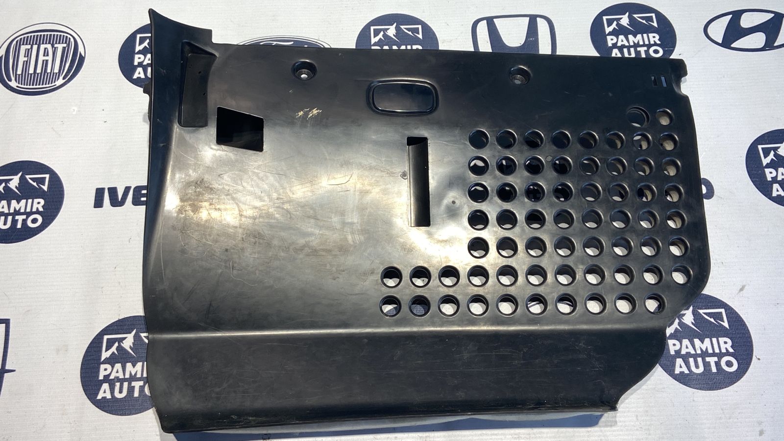 Накладка на торпедо правая Mercedes E/W211 2002-2009