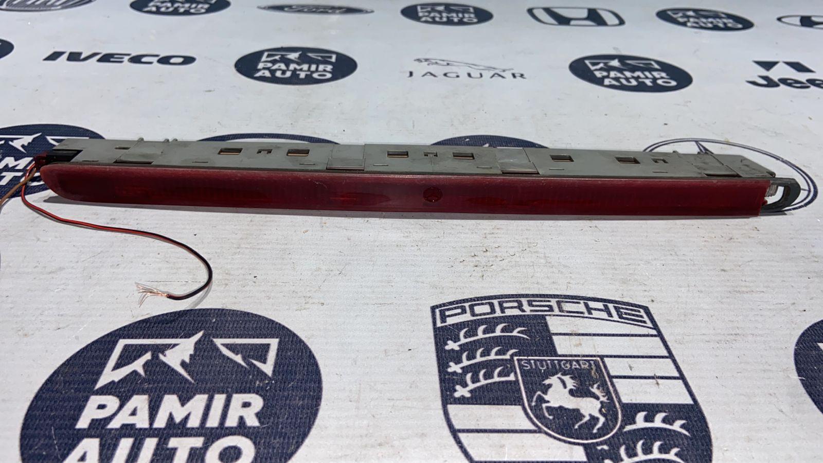 Стоп сигнал Mercedes C/W203 2000-2008