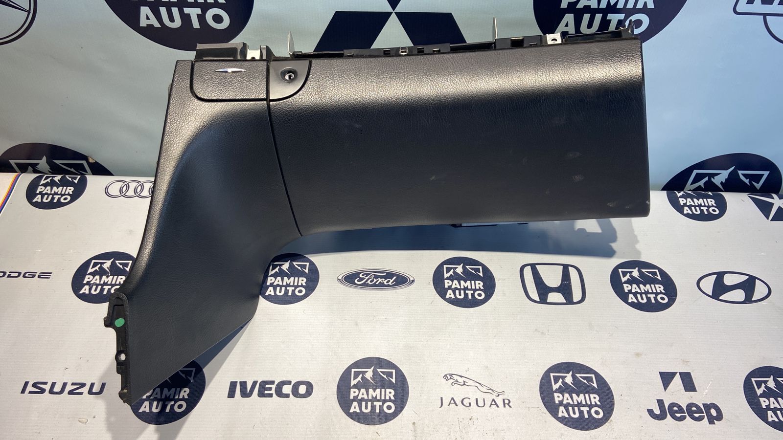 Бардачок Mercedes E/W211 2002-2009