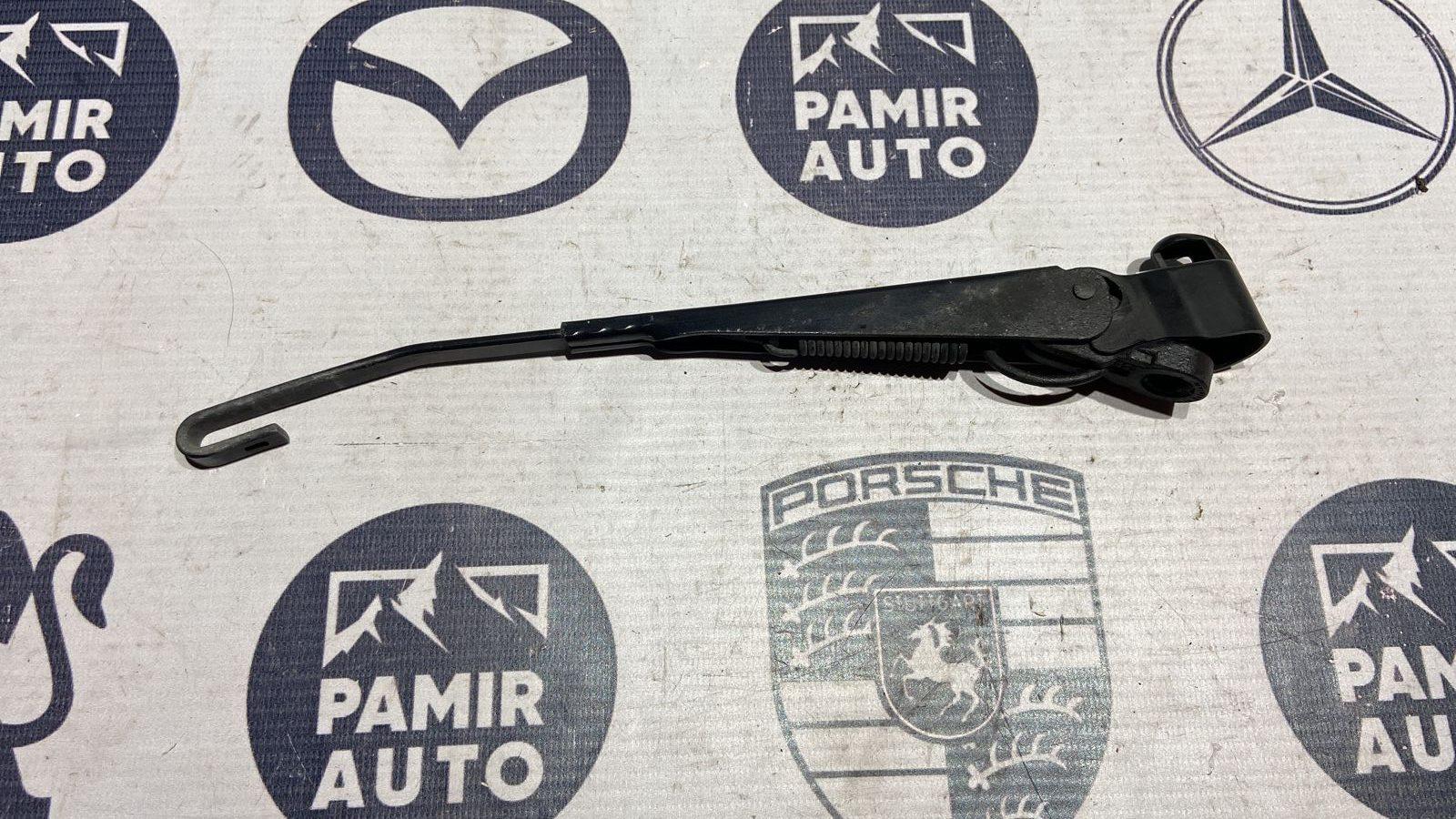 Поводок стеклоочистителя задний Mercedes E/W210 1995-2003