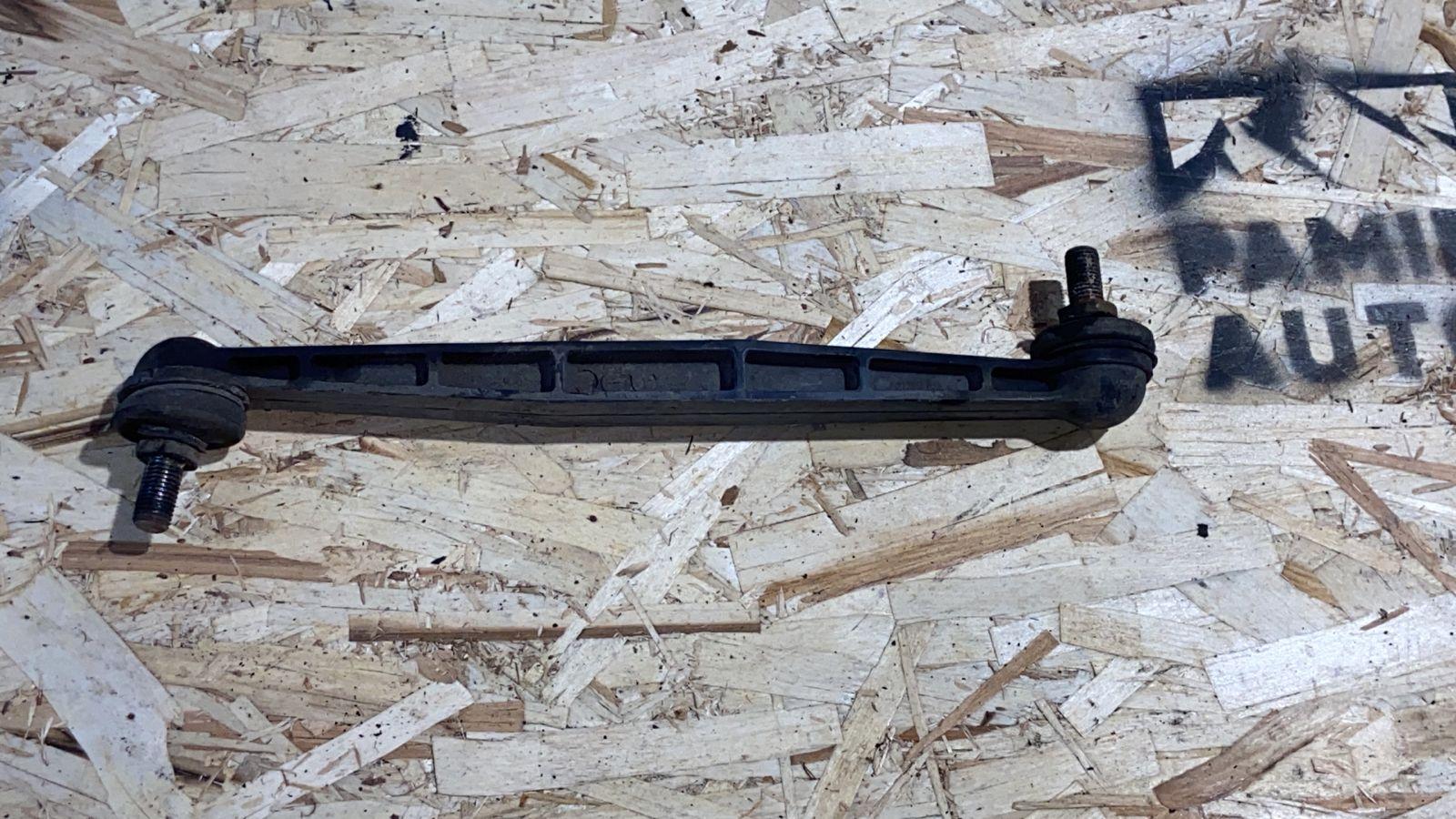 Стойка стабилизатора передняя Opel Zafira/B 2005-2014