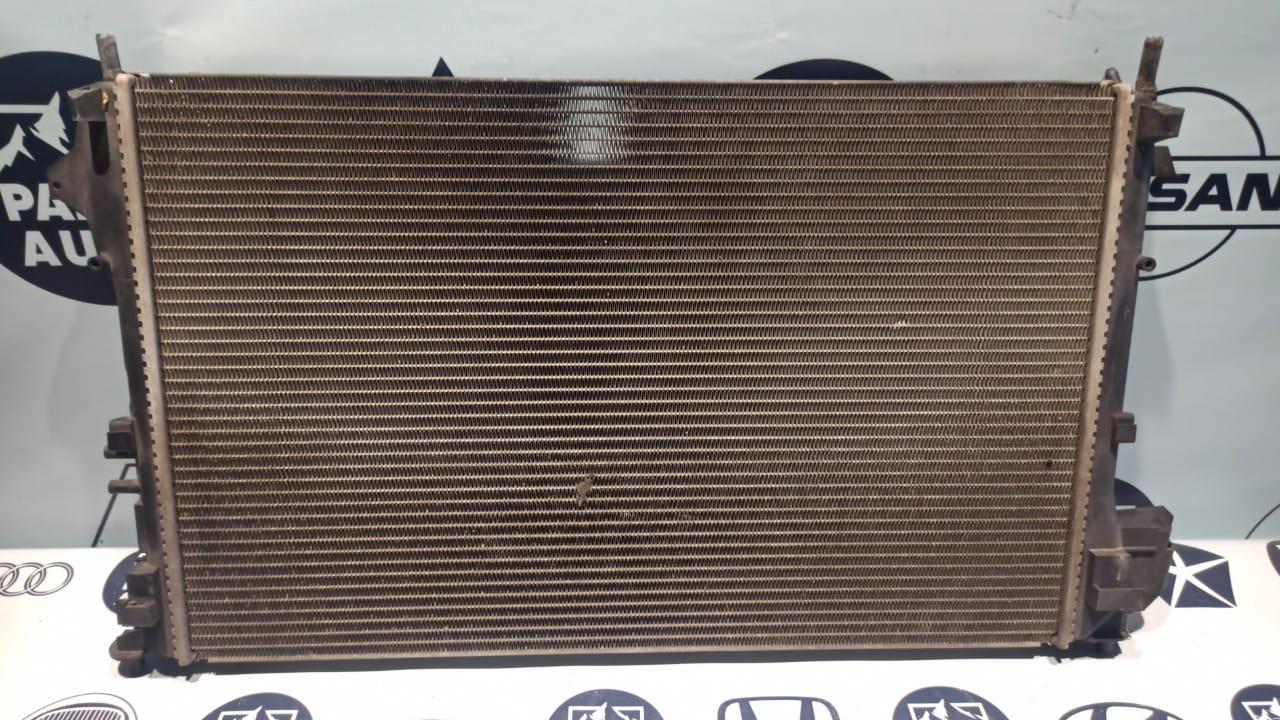 Радиатор ОЖ Opel Vectra/C 2002-2008