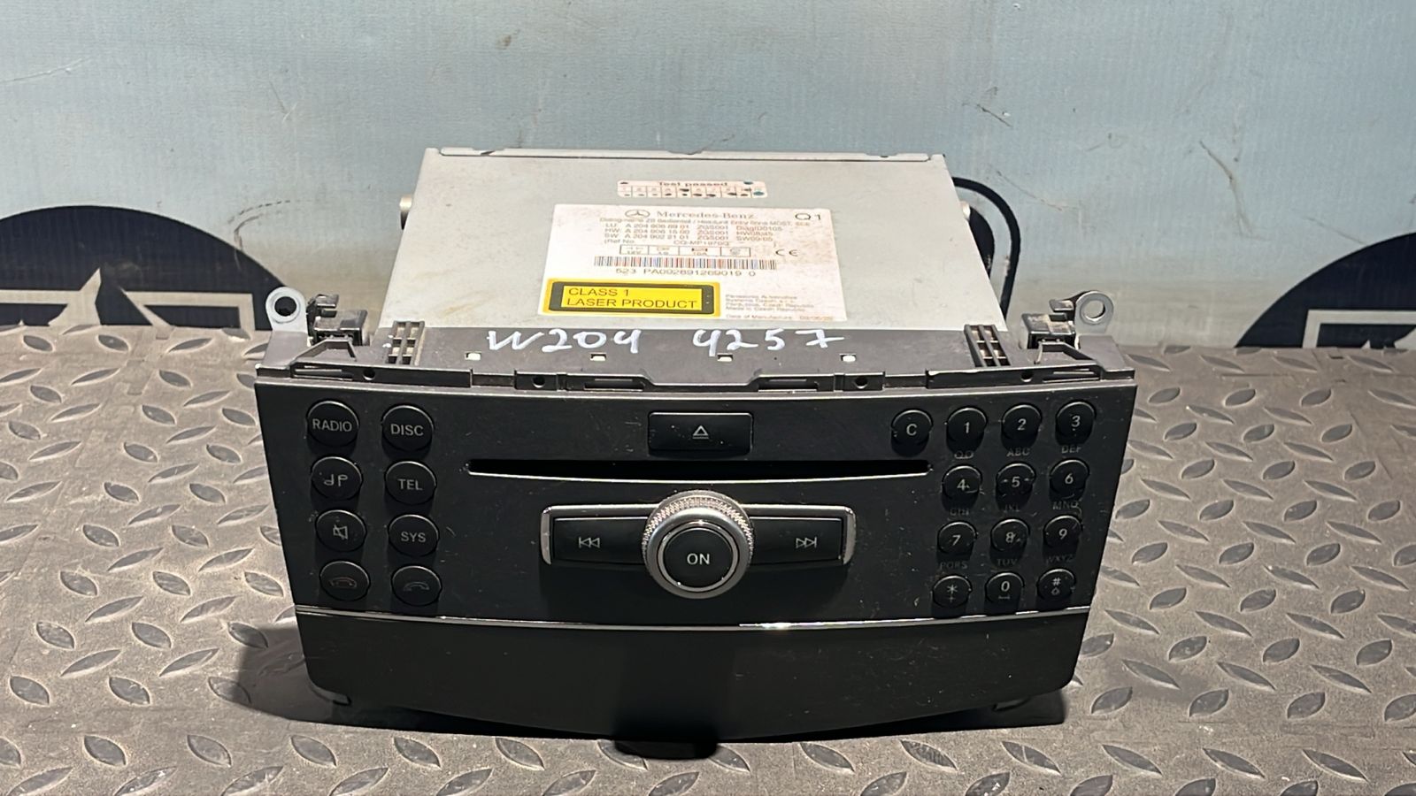 Магнитола Mercedes C/W204 2006-2015