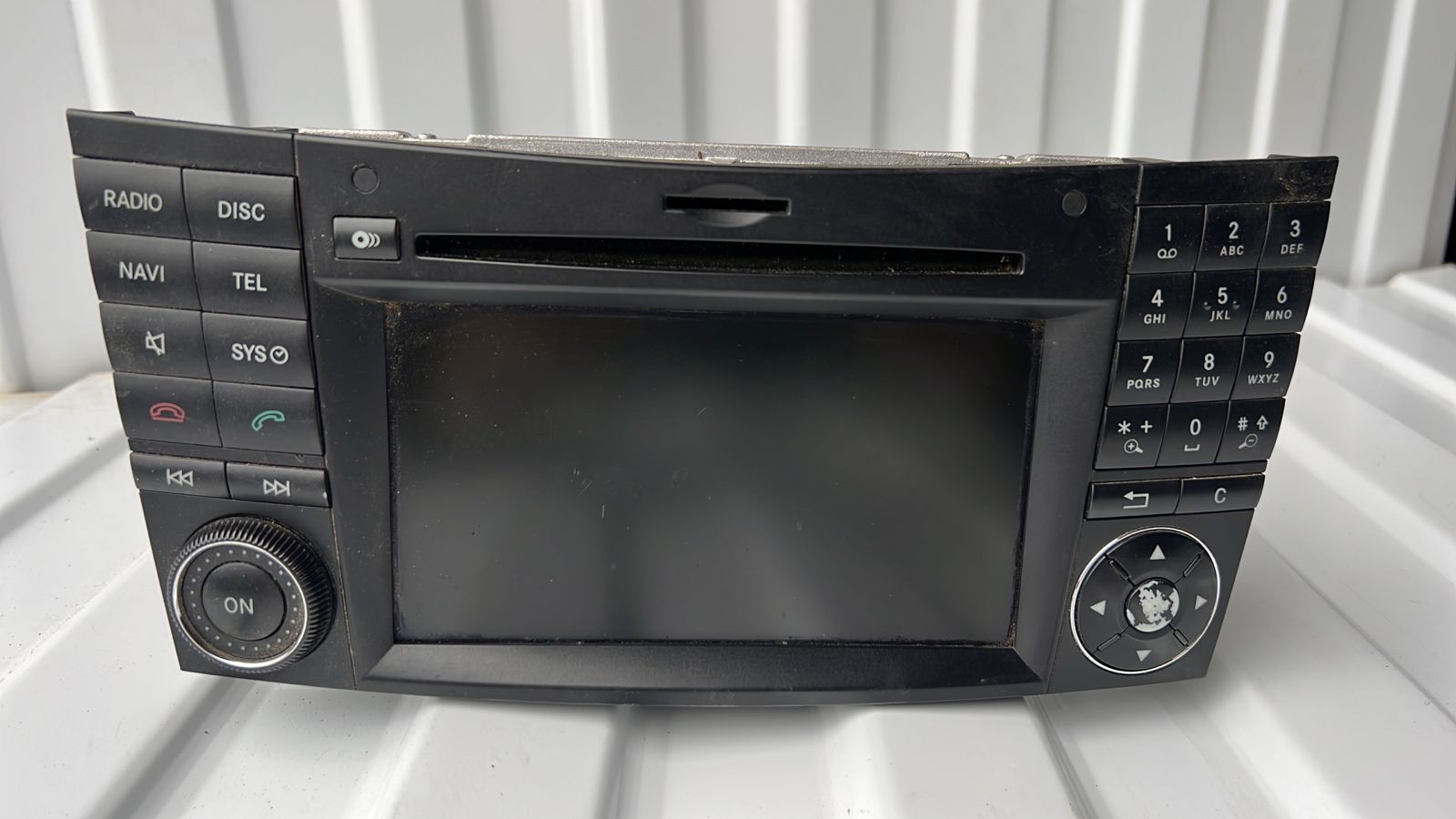 Магнитола Mercedes E/W211 2002-2009