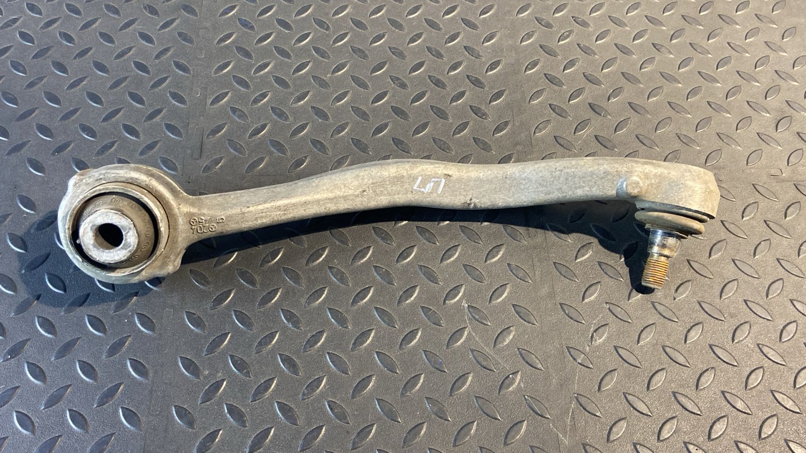 Рычаг передний левый Mercedes C/W204 2006-2015