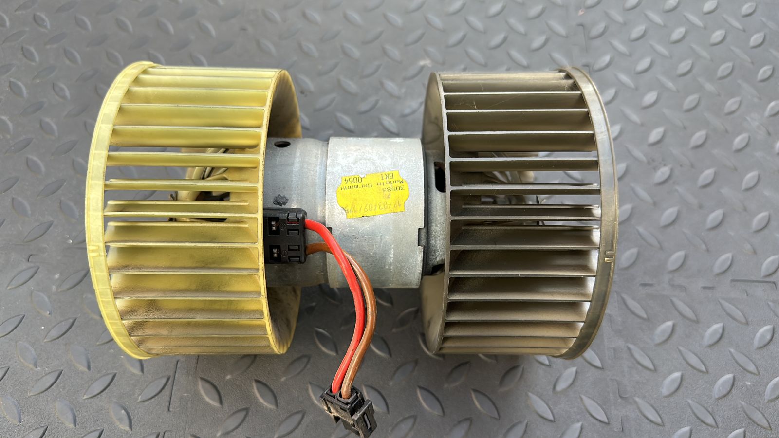 Моторчик отопителя BMW 3/E46 1998-2007