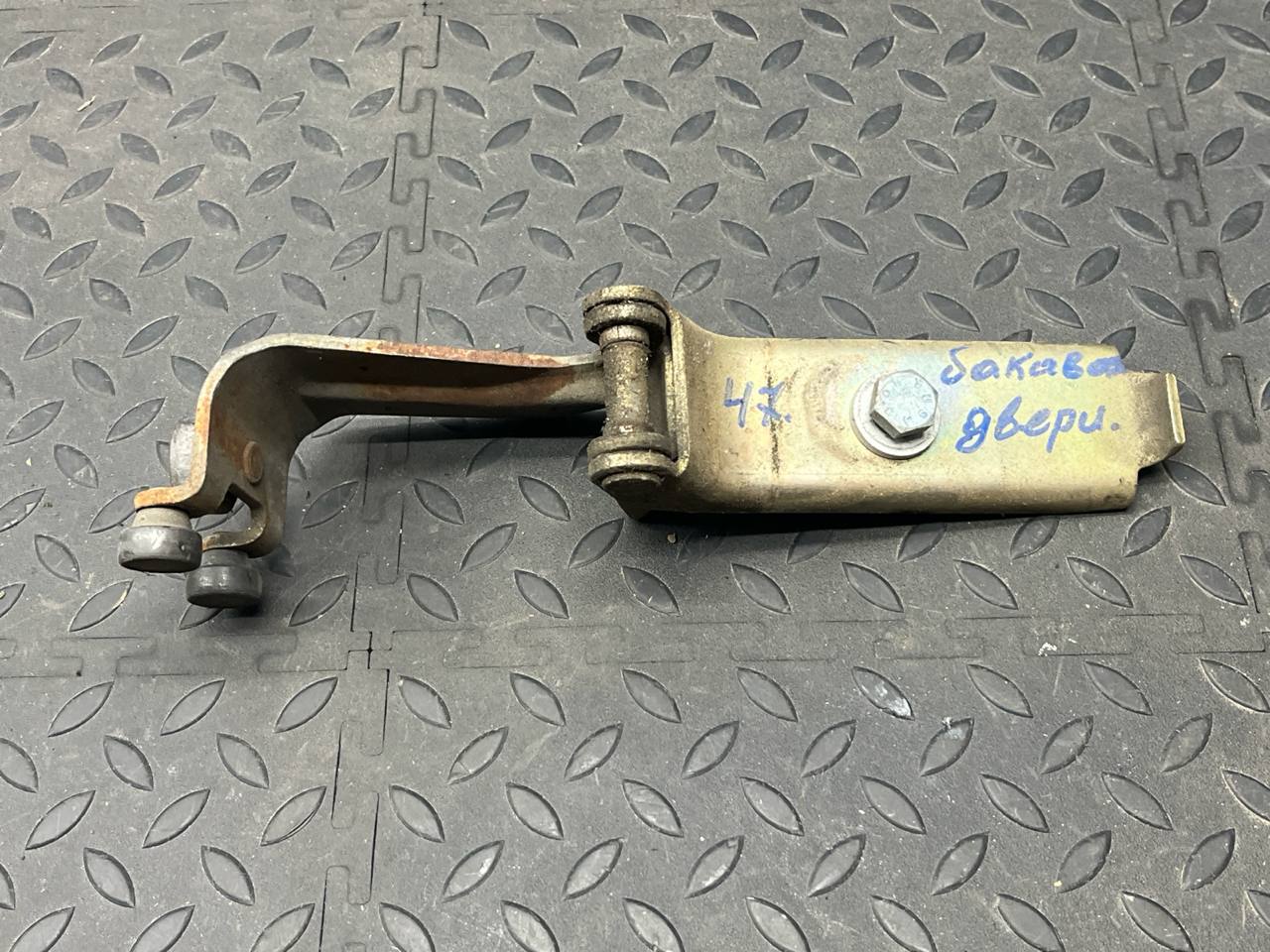 Ролик двери сдвижной Mercedes Vito/W638 1996-2003