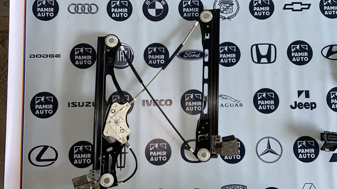 Стеклоподъемник передний левый Mercedes E/W211 2002-2009