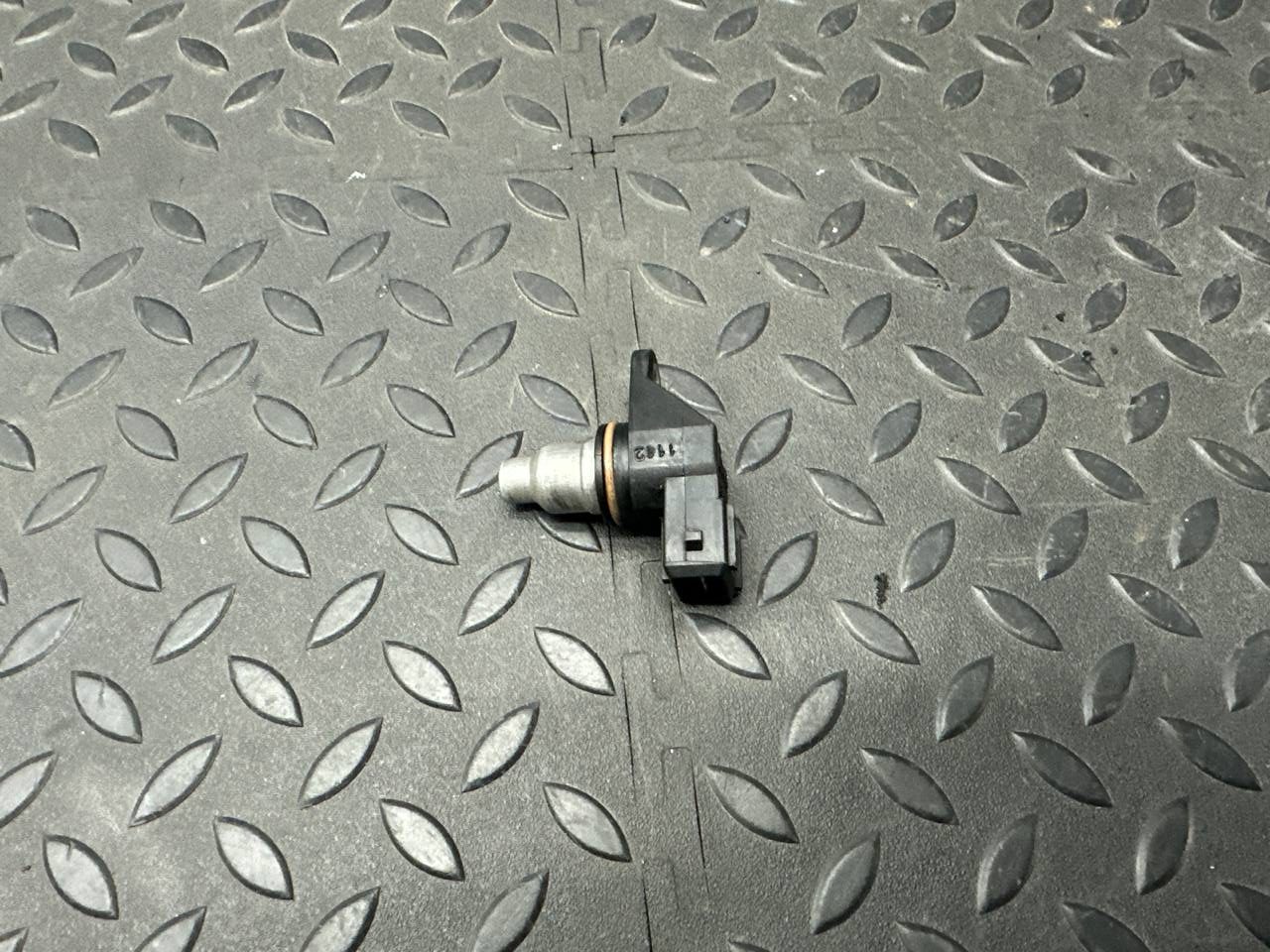 Датчик положения распредвала Opel Movano/A 2003-2010