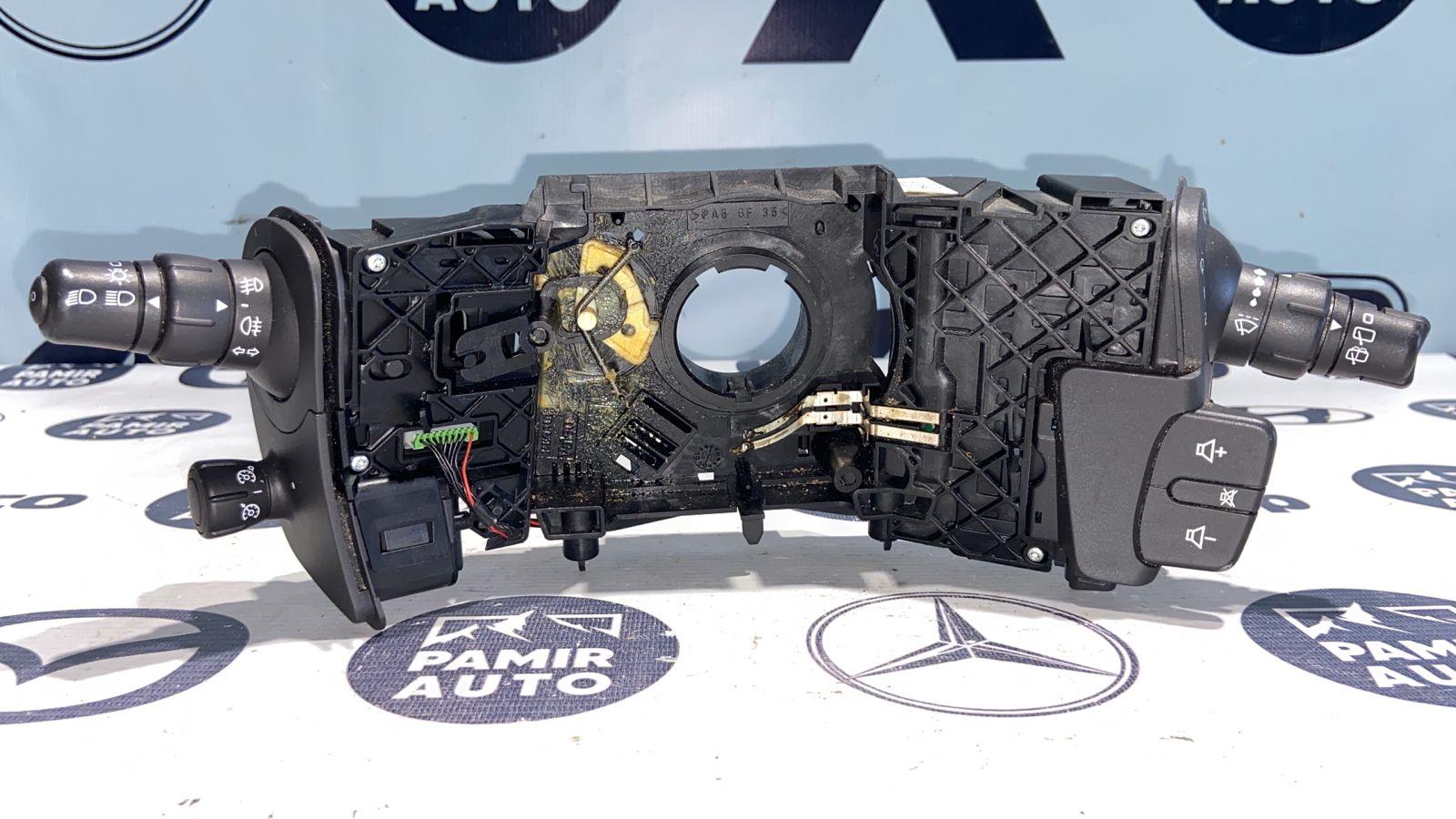 Переключатель подрулевой Renault Scenic/2 2003-2009