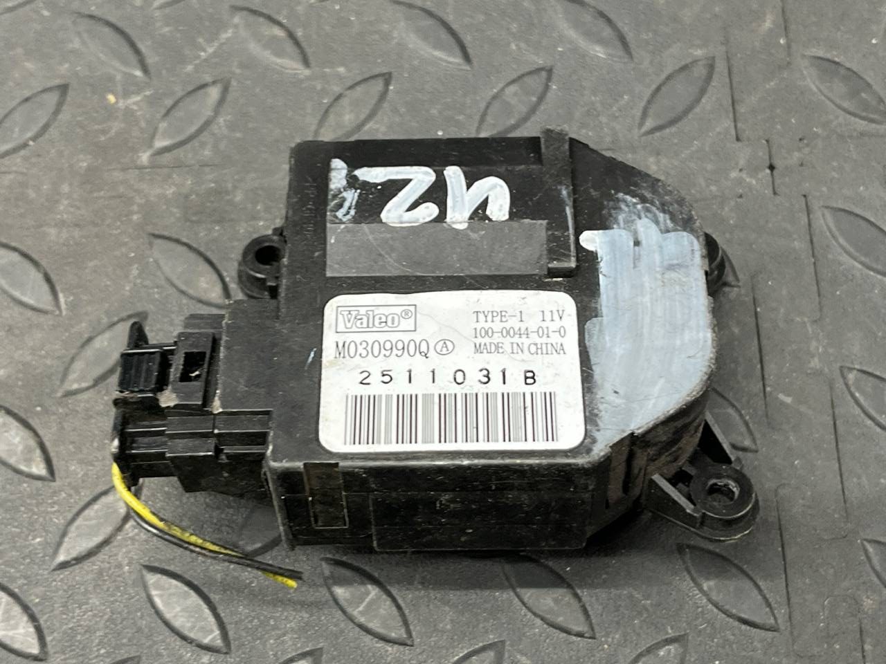 Моторчик заслонки отопителя Renault Scenic/2 2003-2009