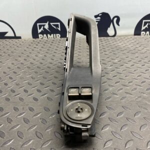 Блок управления стеклоподъемниками Ford Fiesta/6 2008-2019