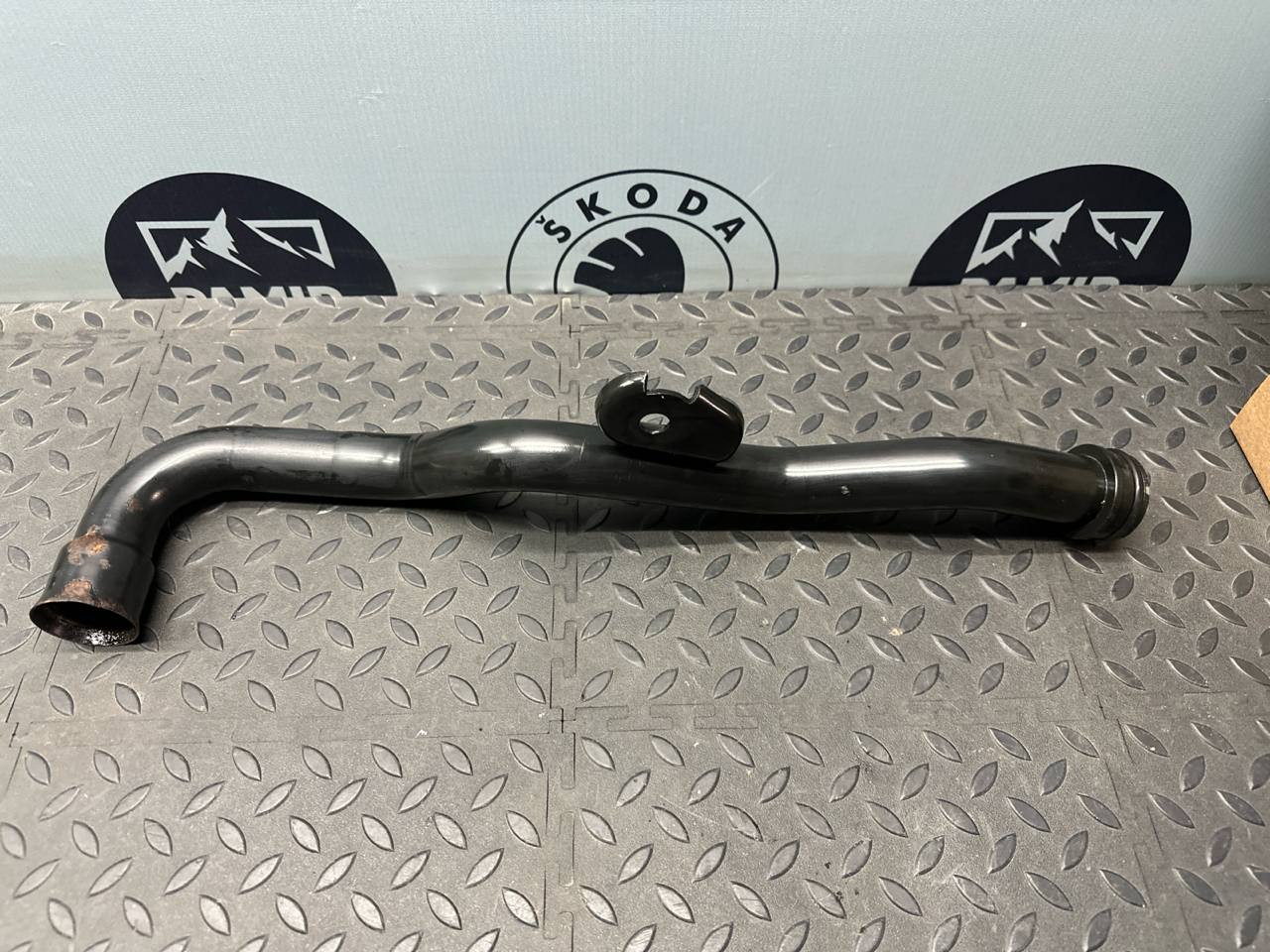 Трубка ОЖ Opel Movano/A 2003-2010