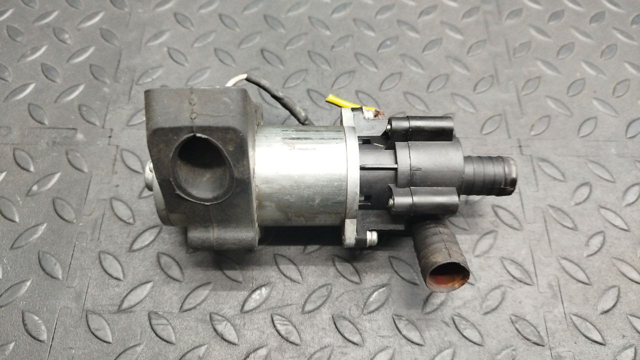 Насос электрический (Помпа) Ford Mondeo/3 2000-2007