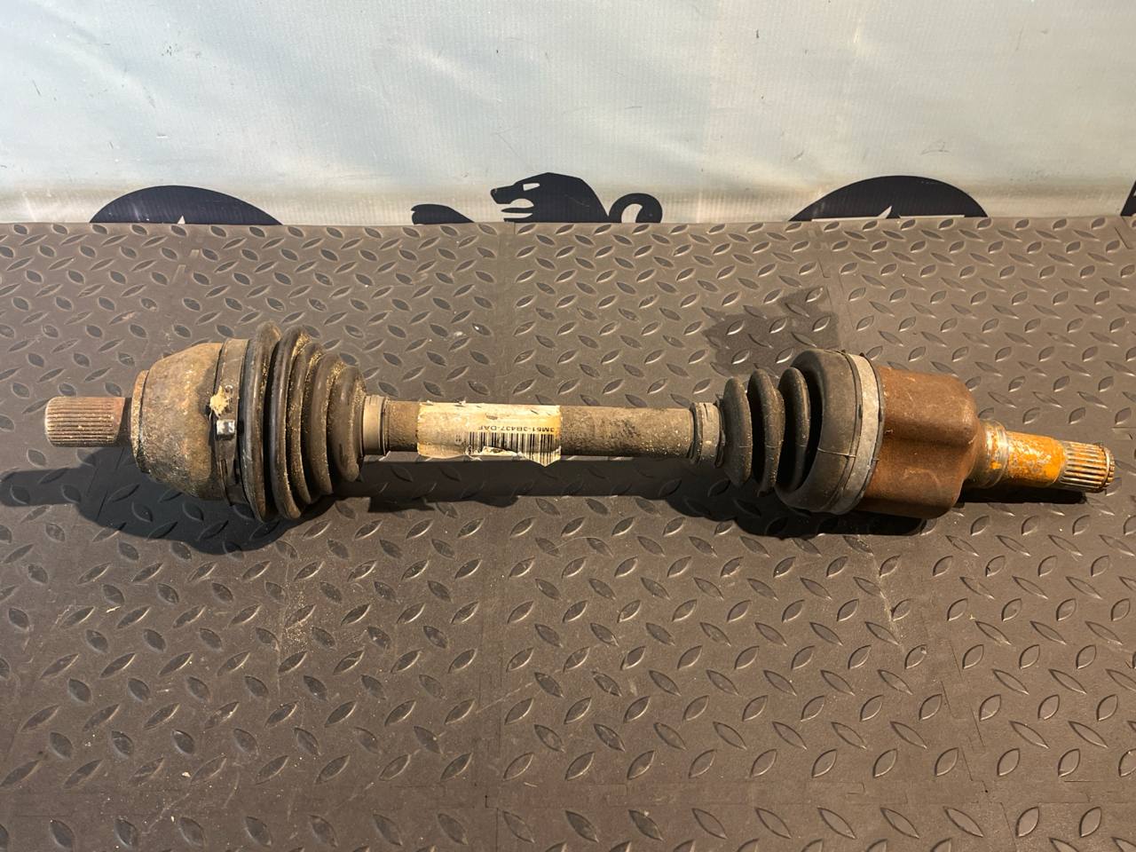 Полуось передняя левая Ford Focus/2 2004-2011