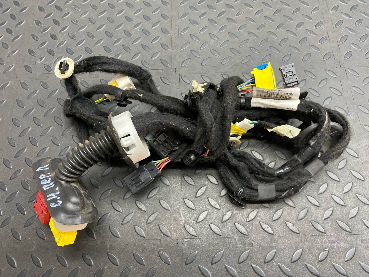 Проводка двери передняя Citroen C4/2 2010-2020