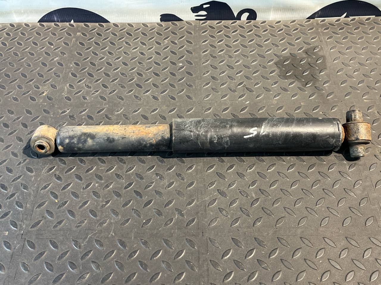 Амортизатор задний Ford Focus/2 2004-2011