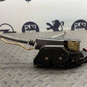 Замок двери передний правый Kia Sportage/2 2004-2010