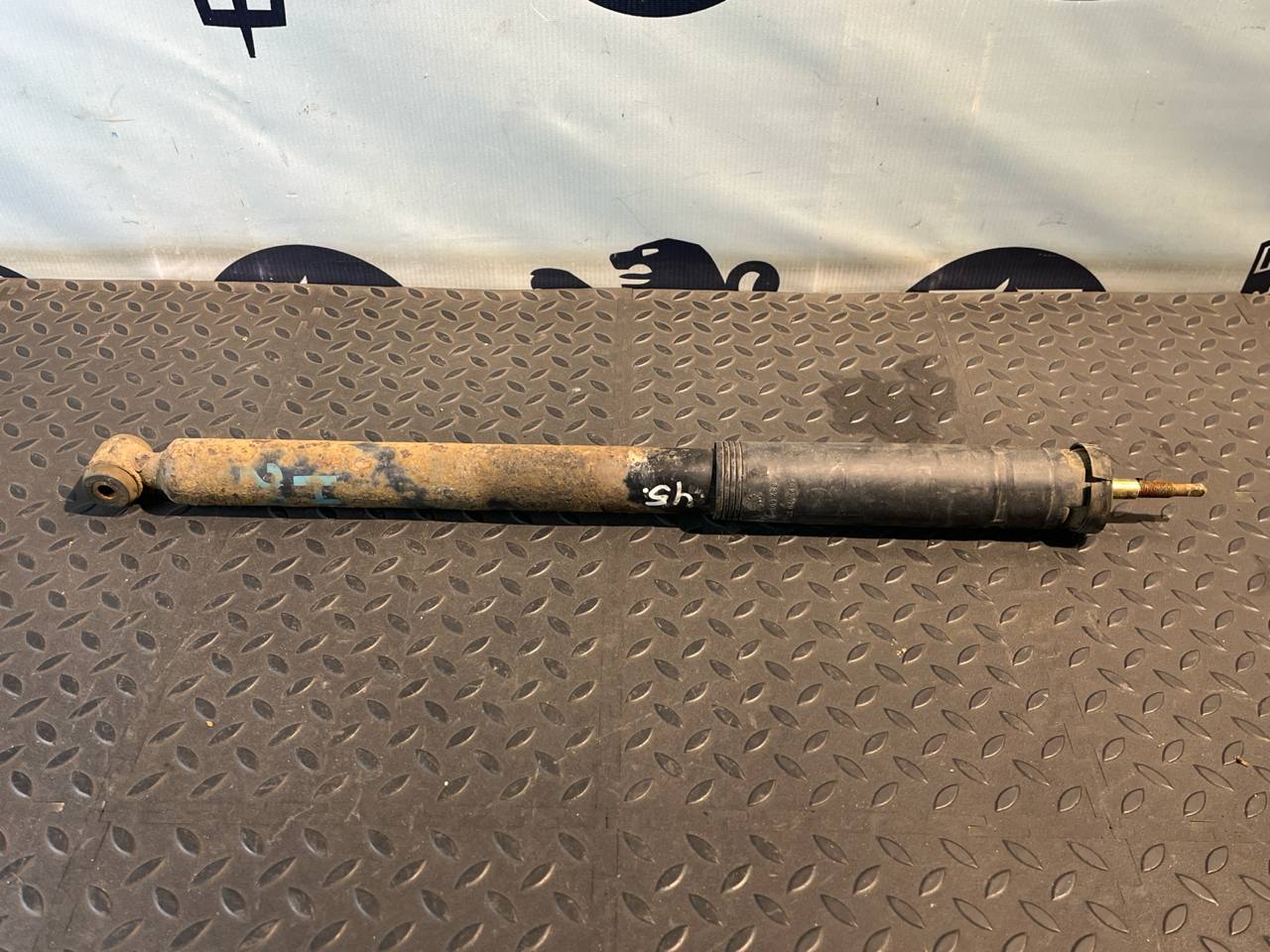 Амортизатор задний Mercedes C/W203 2000-2008