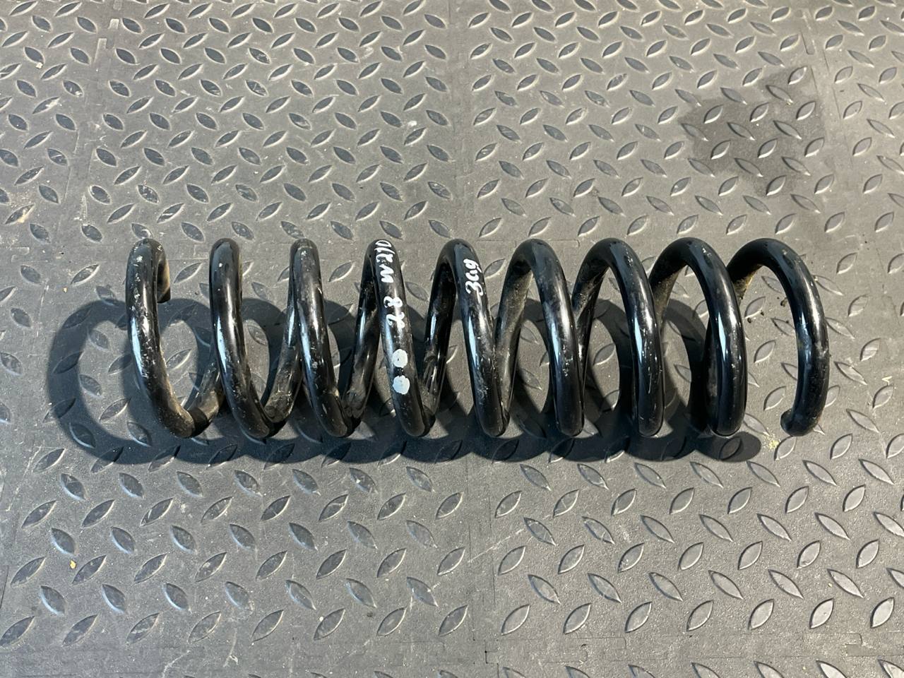 Пружина задняя Mercedes E/W210 1995-2003