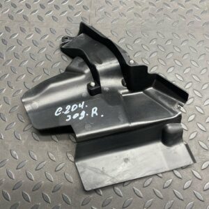 Кронштейн замка двери задний правый Mercedes C/W204 2006-2015
