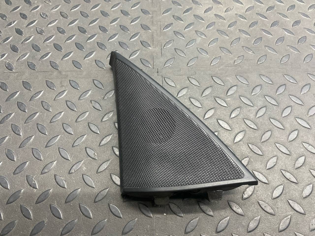 Накладка зеркала левая Mercedes C/W204 2006-2015