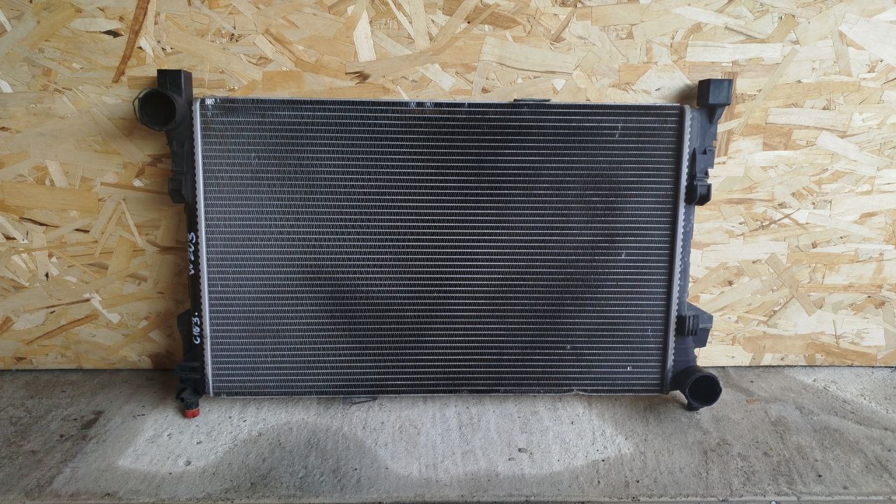 Радиатор ОЖ Mercedes C/W203 2000-2008