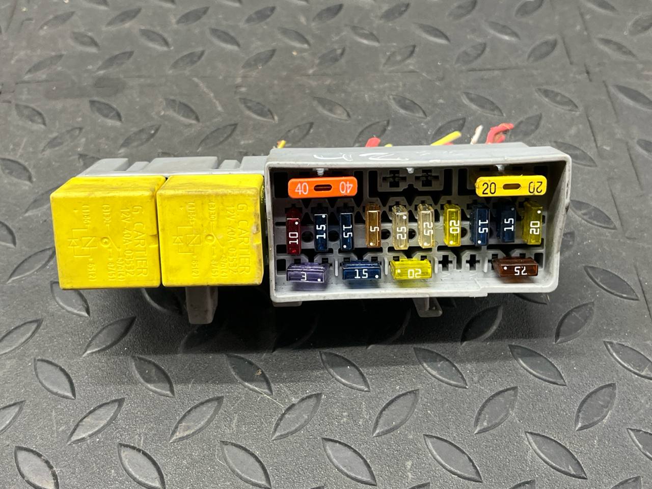 Блок предохранителей Renault Scenic/2 2003-2009