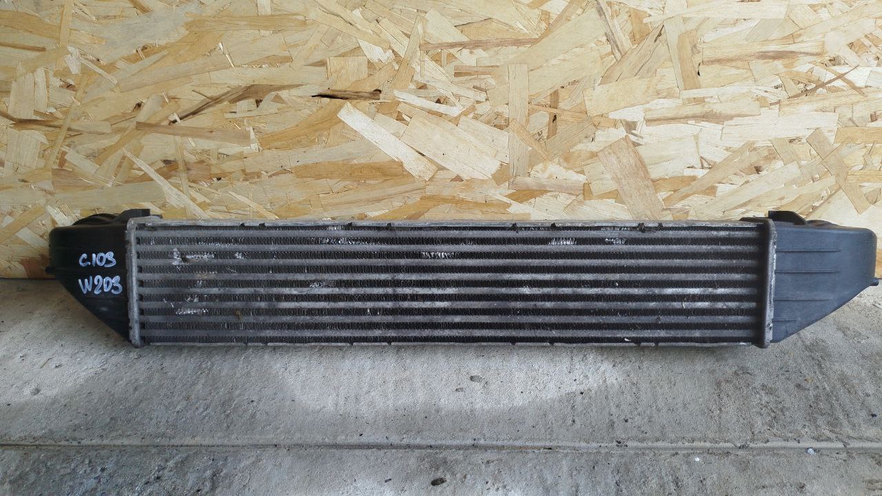 Интеркулер Mercedes C/W203 2000-2008