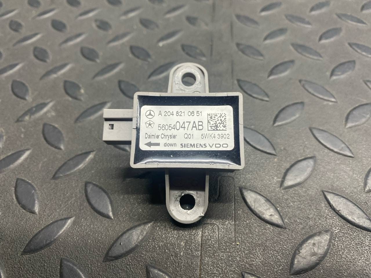 Датчик AIR BAG передний Mercedes C/W204 2006-2015