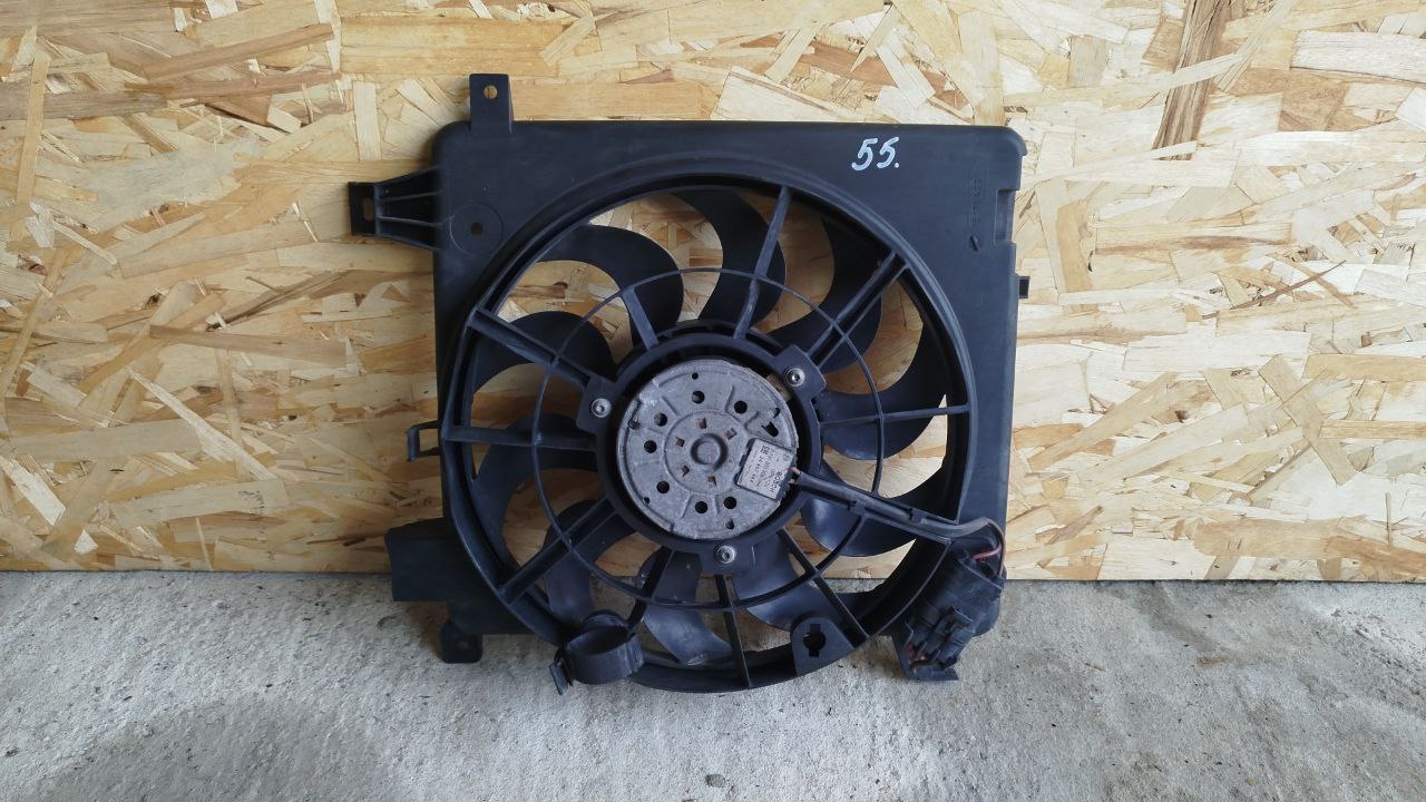 Вентилятор радиатора Opel Zafira/B 2005-2014