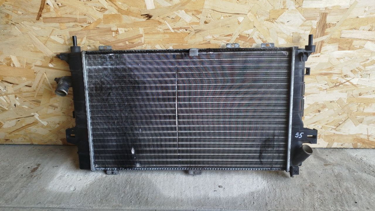 Радиатор ОЖ Opel Zafira/B 2005-2014