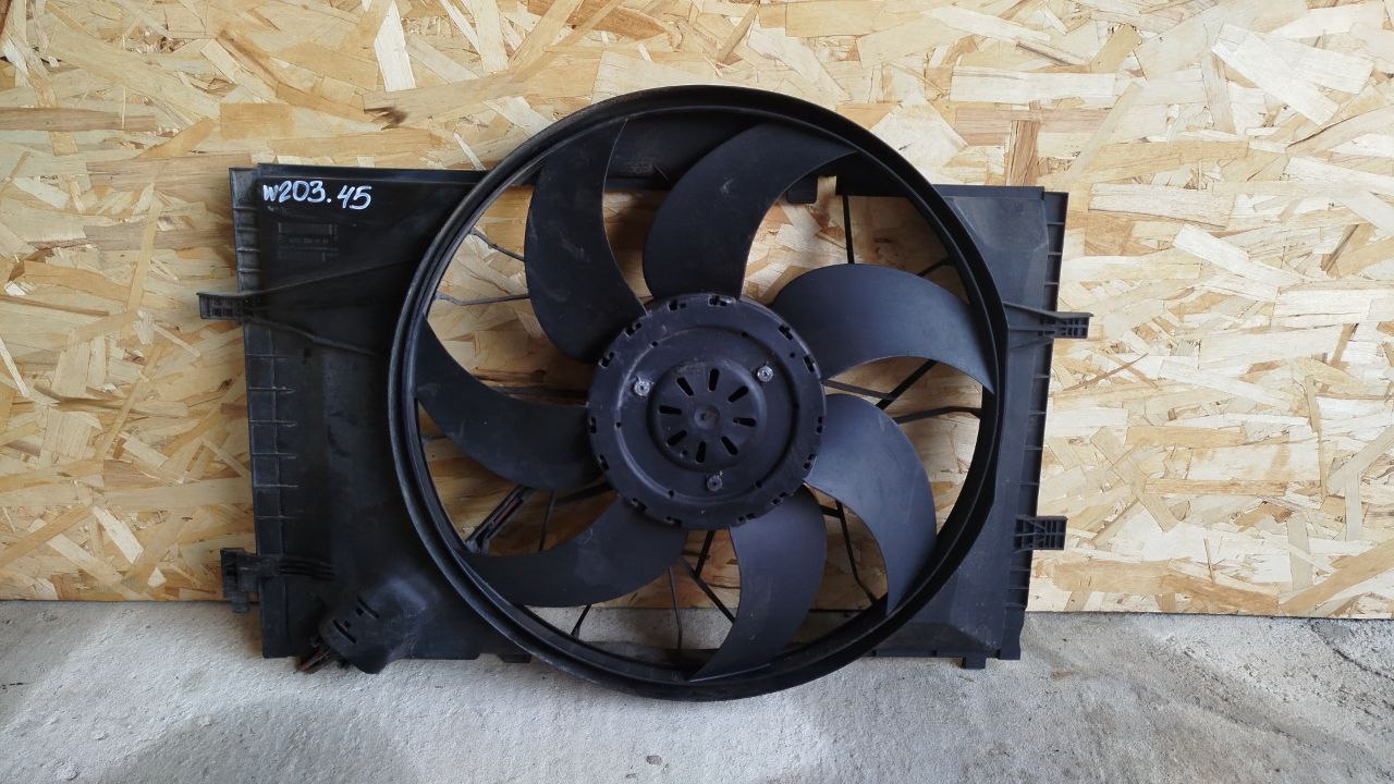 Вентилятор радиатора Mercedes C/W203 2000-2008