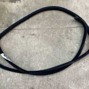 Уплотнитель двери C/W202 1993-2001