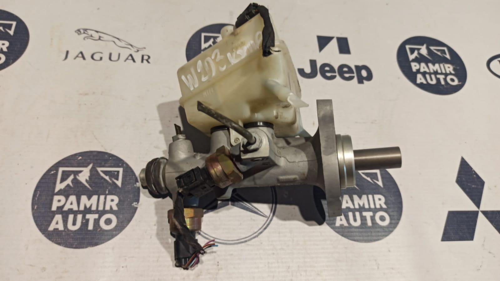 Цилиндр тормозной главный Mercedes C/W203 2000-2008