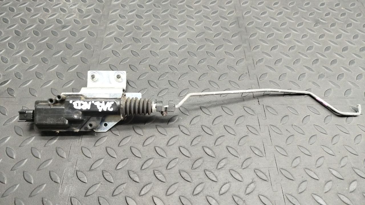 Активатор замка двери задний левый Chrysler PT Cruiser 2000-2010