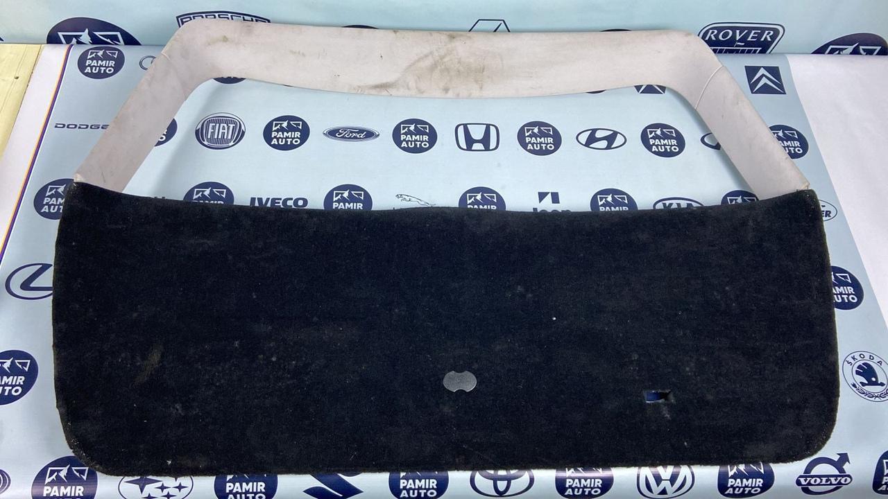 Обшивка двери багажника Mercedes E/W211 2002-2009