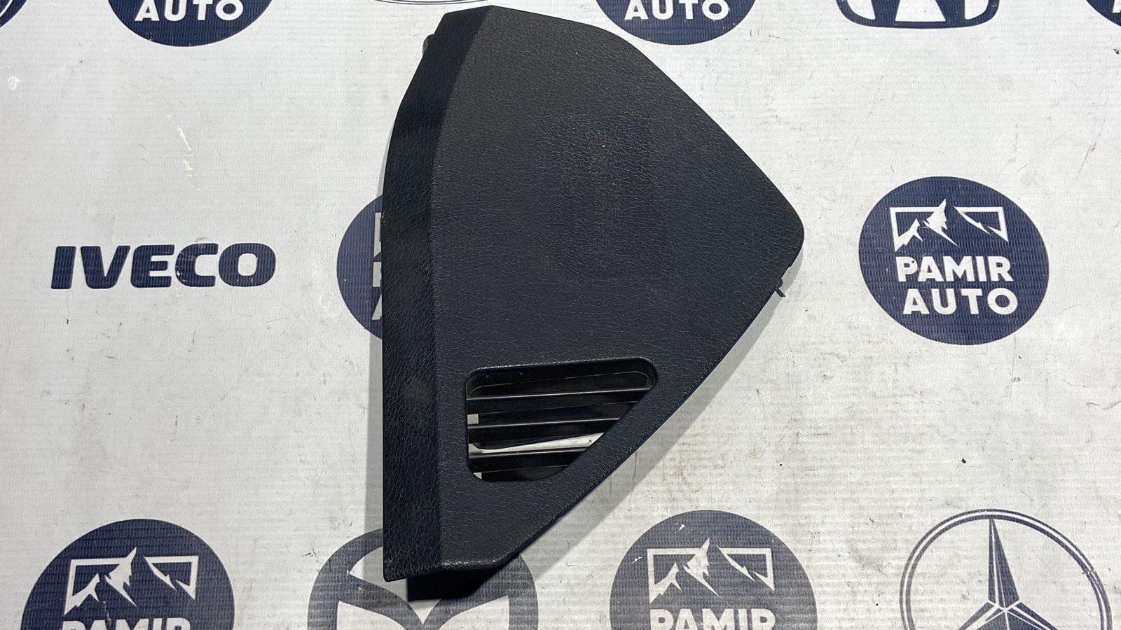 Накладка на торпедо левая Mercedes E/W211 2002-2009