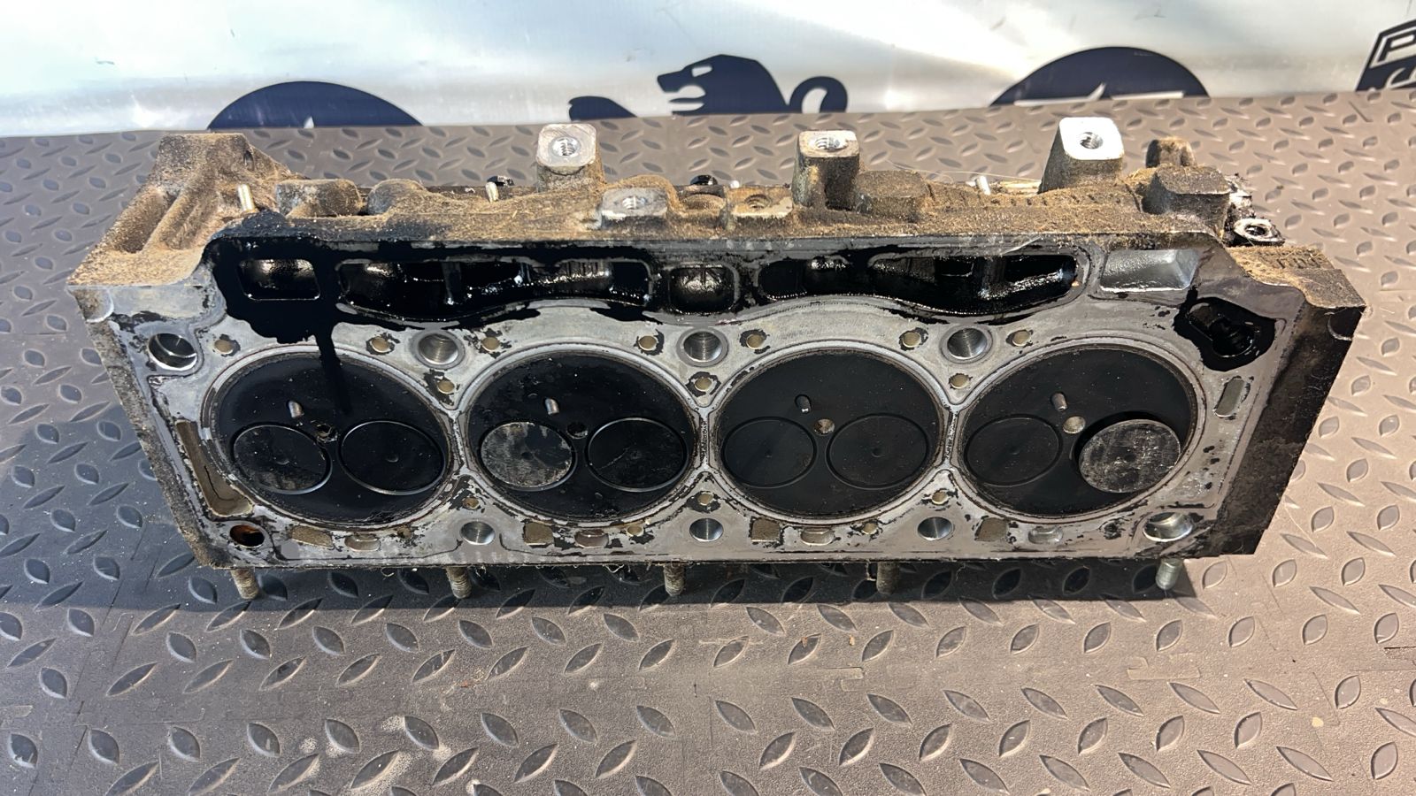 Головка блока цилиндров (ГБЦ) Opel Vivaro/A 2001-2014