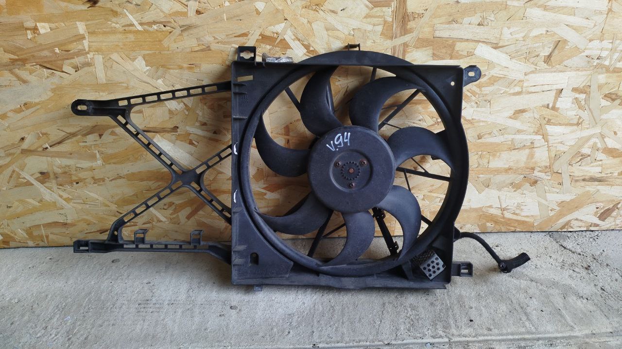 Вентилятор радиатора Opel Astra/H 2004-2014