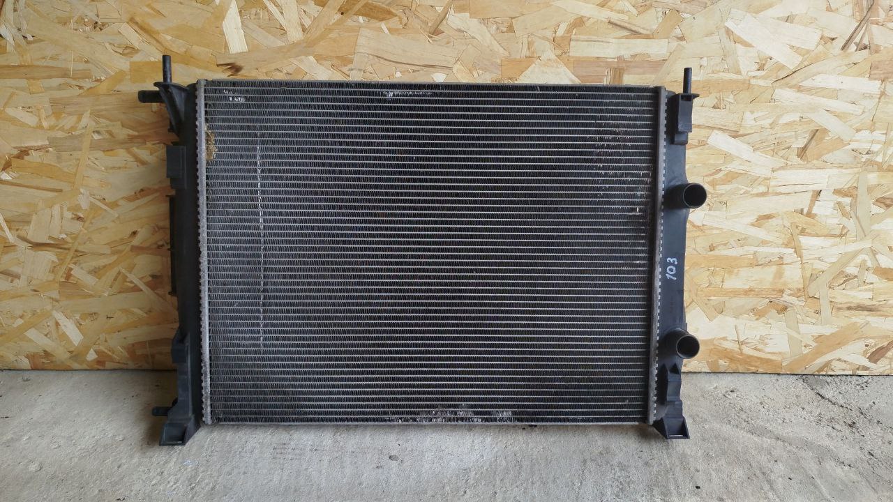 Радиатор ОЖ Renault Scenic/2 2003-2009