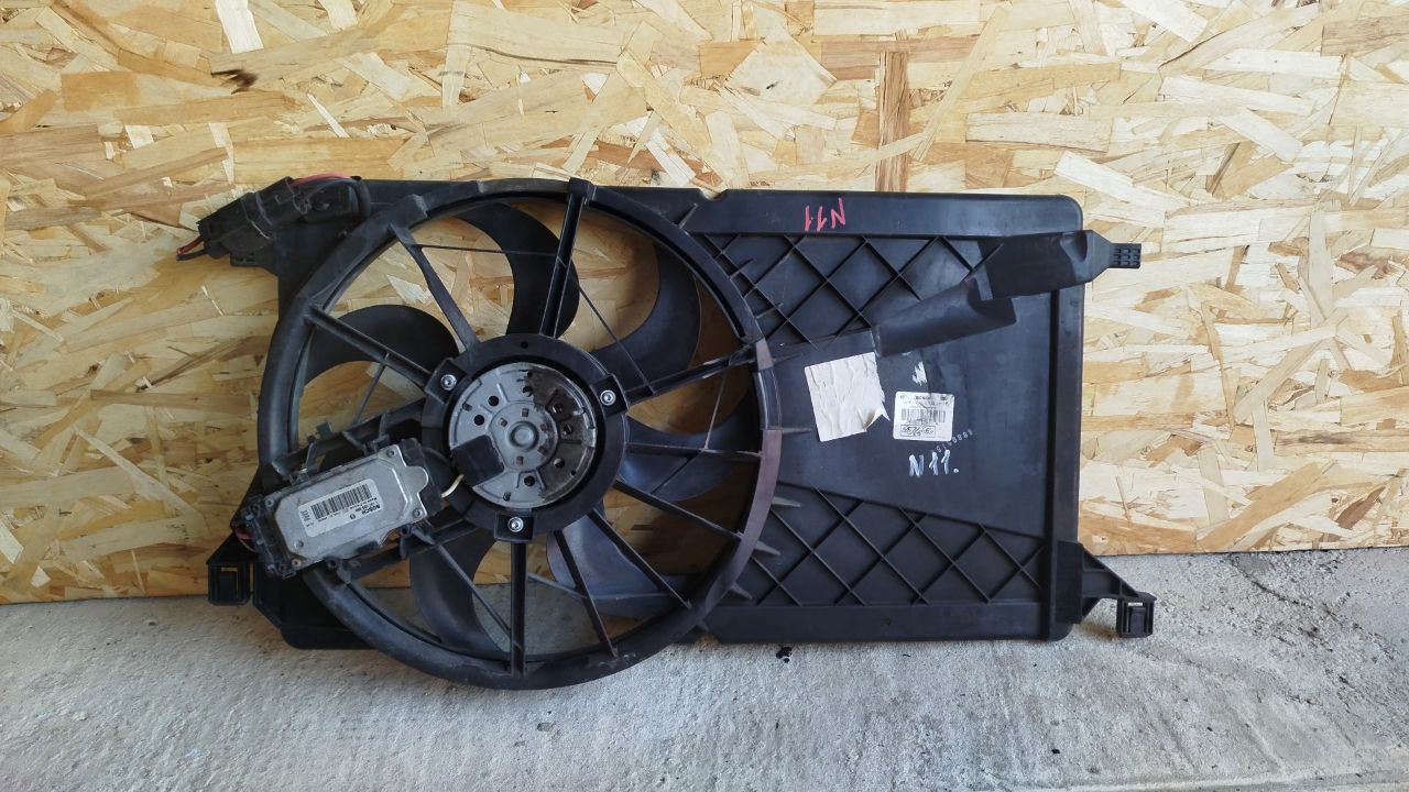 Вентилятор радиатора Ford Focus/2 2004-2011