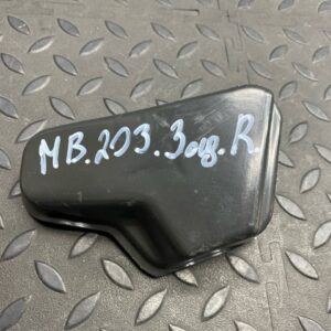 Кронштейн замка двери задний правый Mercedes C/W203 2000-2008