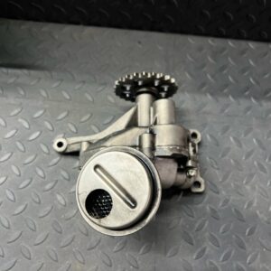 Насос масляный Mercedes E/W210 1995-2003