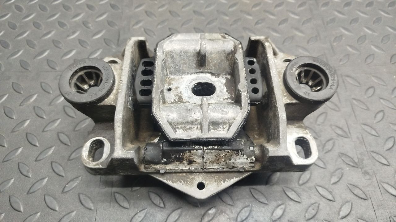 Опора КПП Ford Mondeo/3 2000-2007