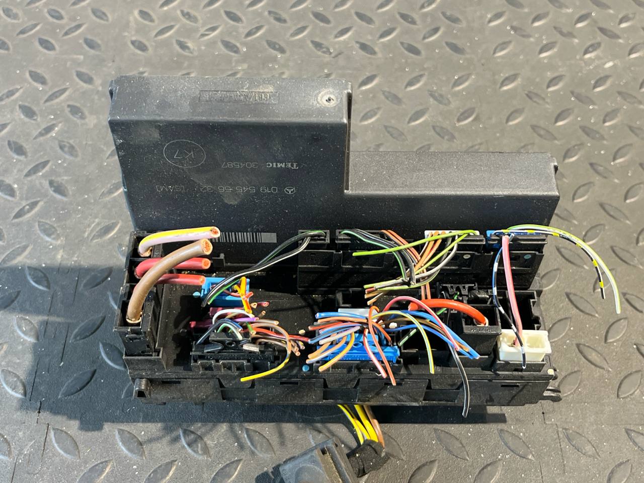 Блок SAM передний Mercedes E/W210 1995-2003