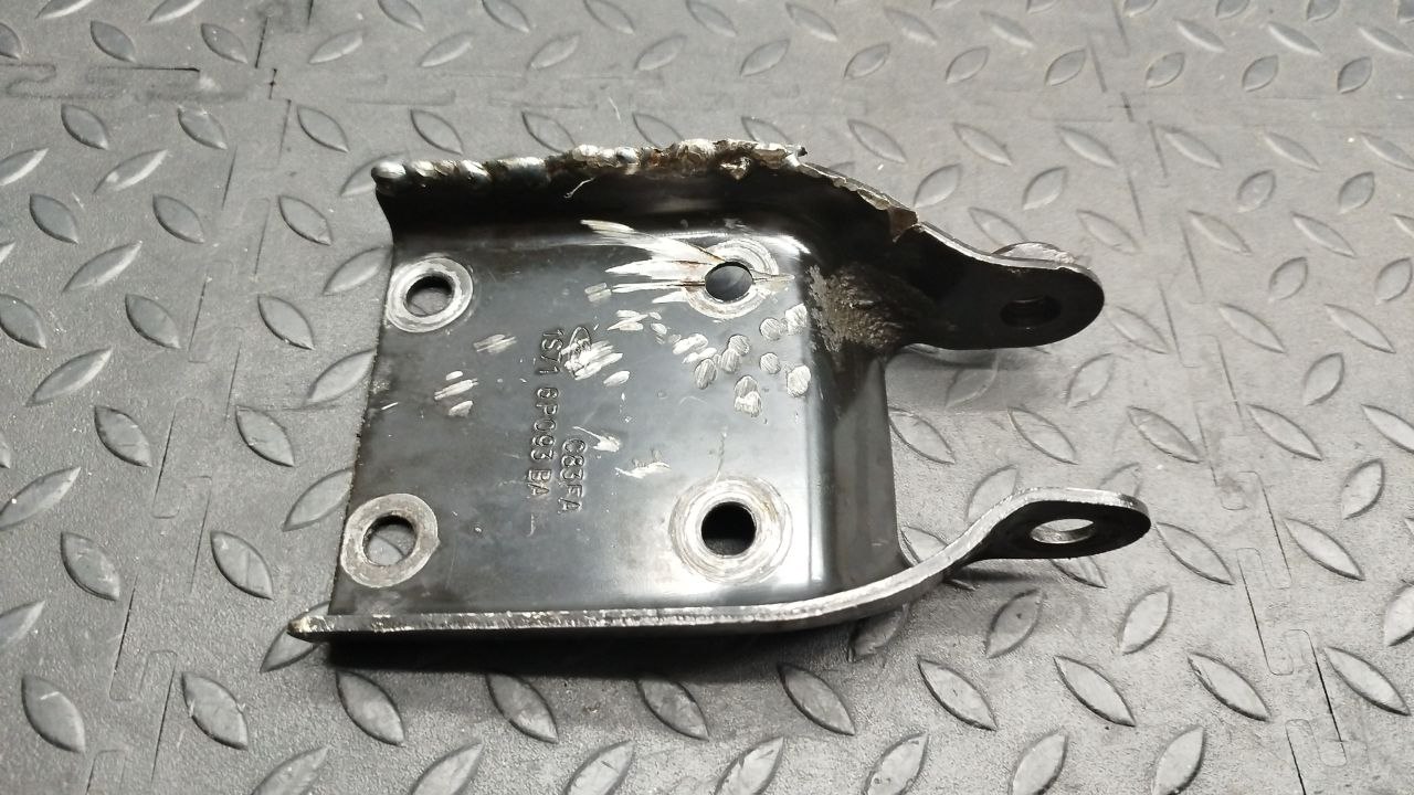 Кронштейн двигателя Ford Mondeo/3 2000-2007