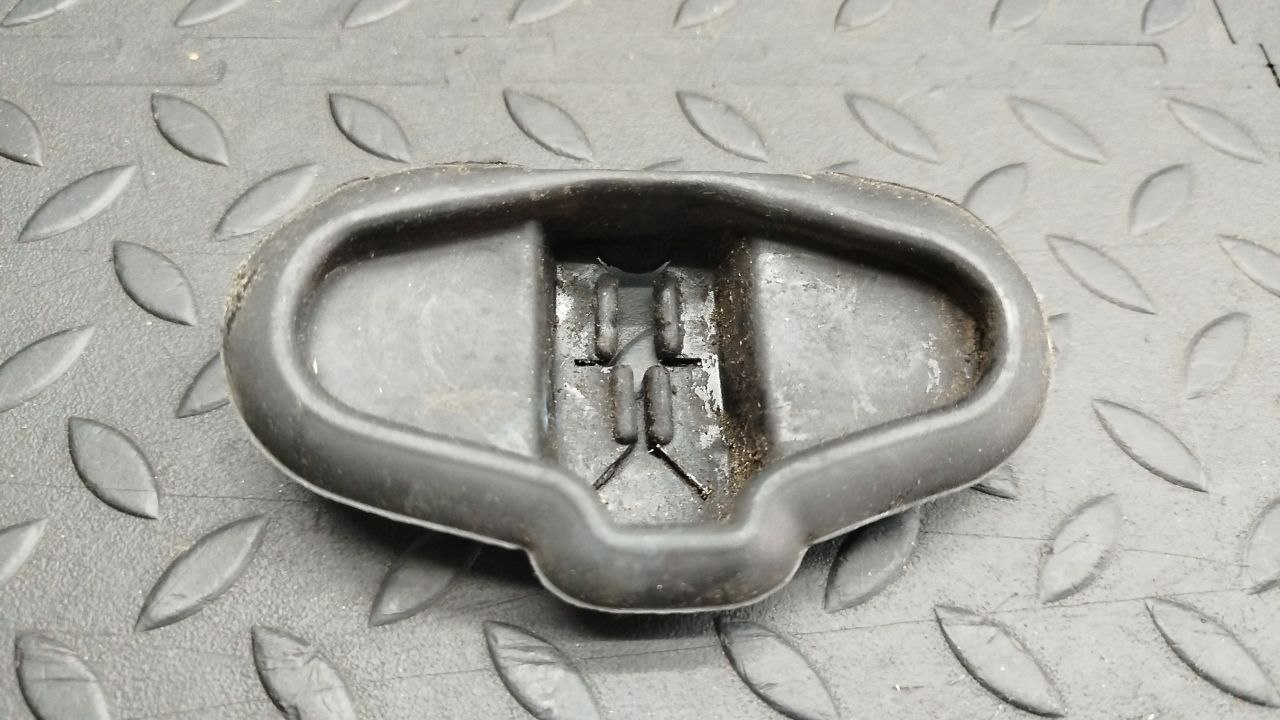 Уплотнитель ограничителя двери Chrysler PT Cruiser 2000-2010